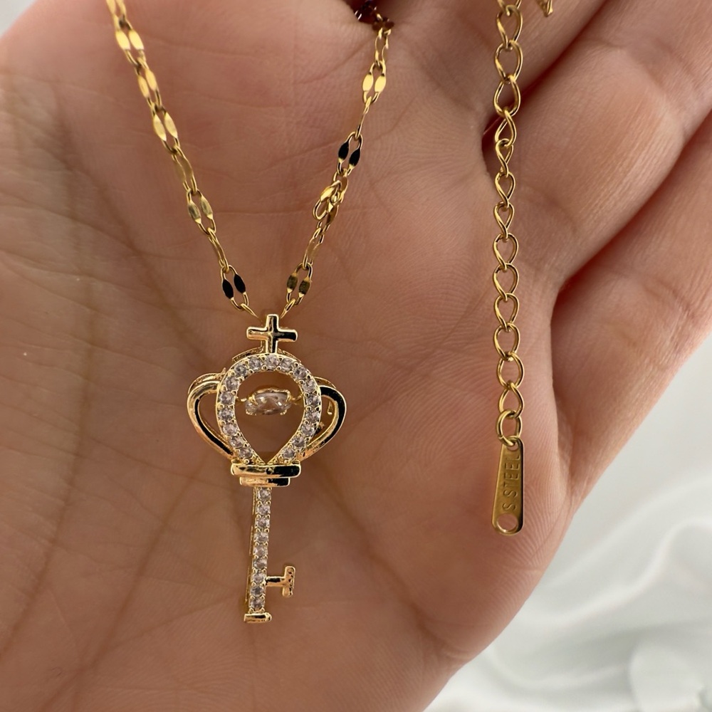 Anthropologie Elegant Gold Key Necklace – Crystal Accent Pendant